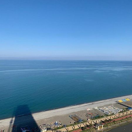 Apart-Hotel Orbi City บาทูมิ ภายนอก รูปภาพ