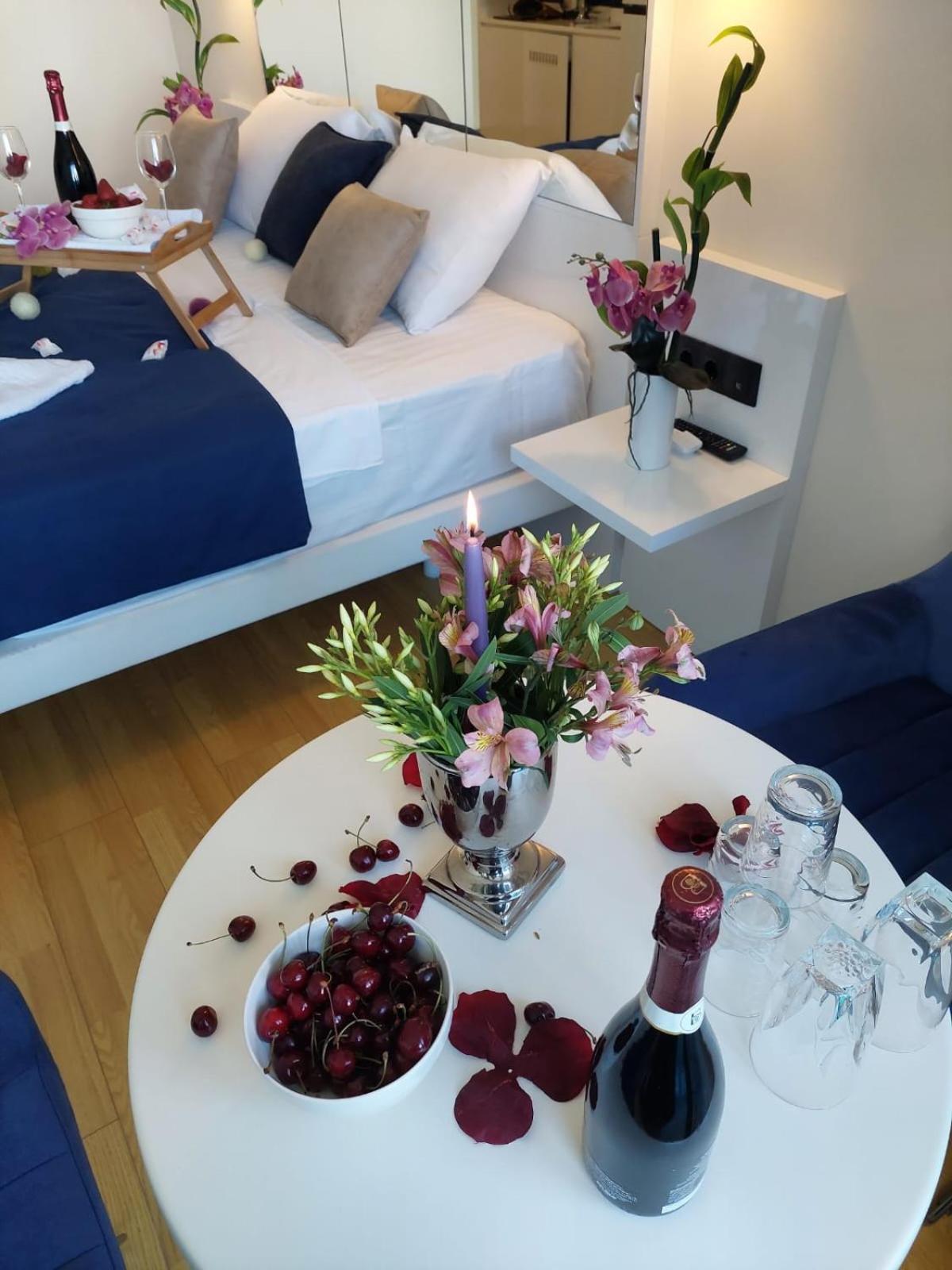 Apart-Hotel Orbi City บาทูมิ ภายนอก รูปภาพ