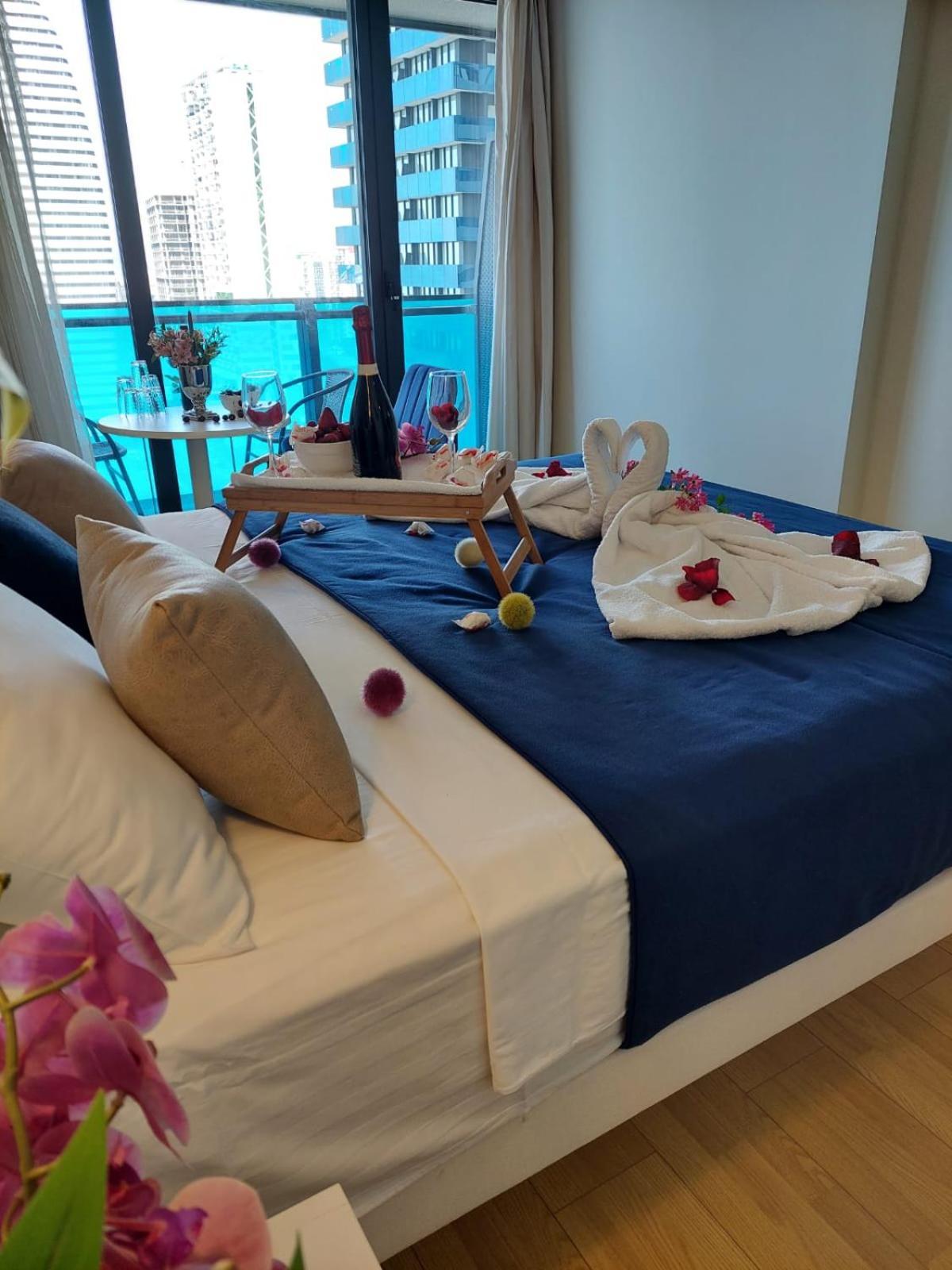 Apart-Hotel Orbi City บาทูมิ ภายนอก รูปภาพ