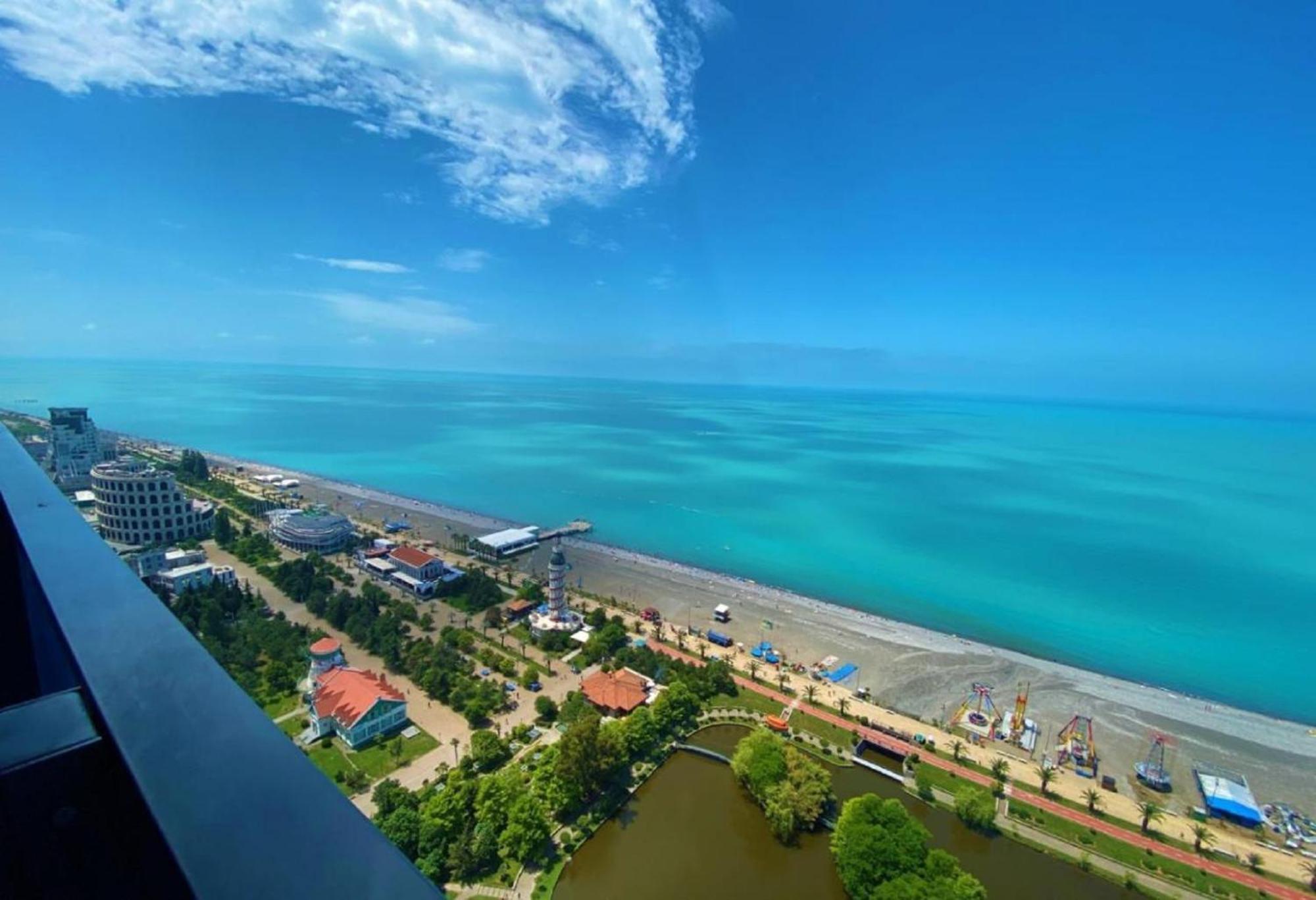 Apart-Hotel Orbi City บาทูมิ ภายนอก รูปภาพ