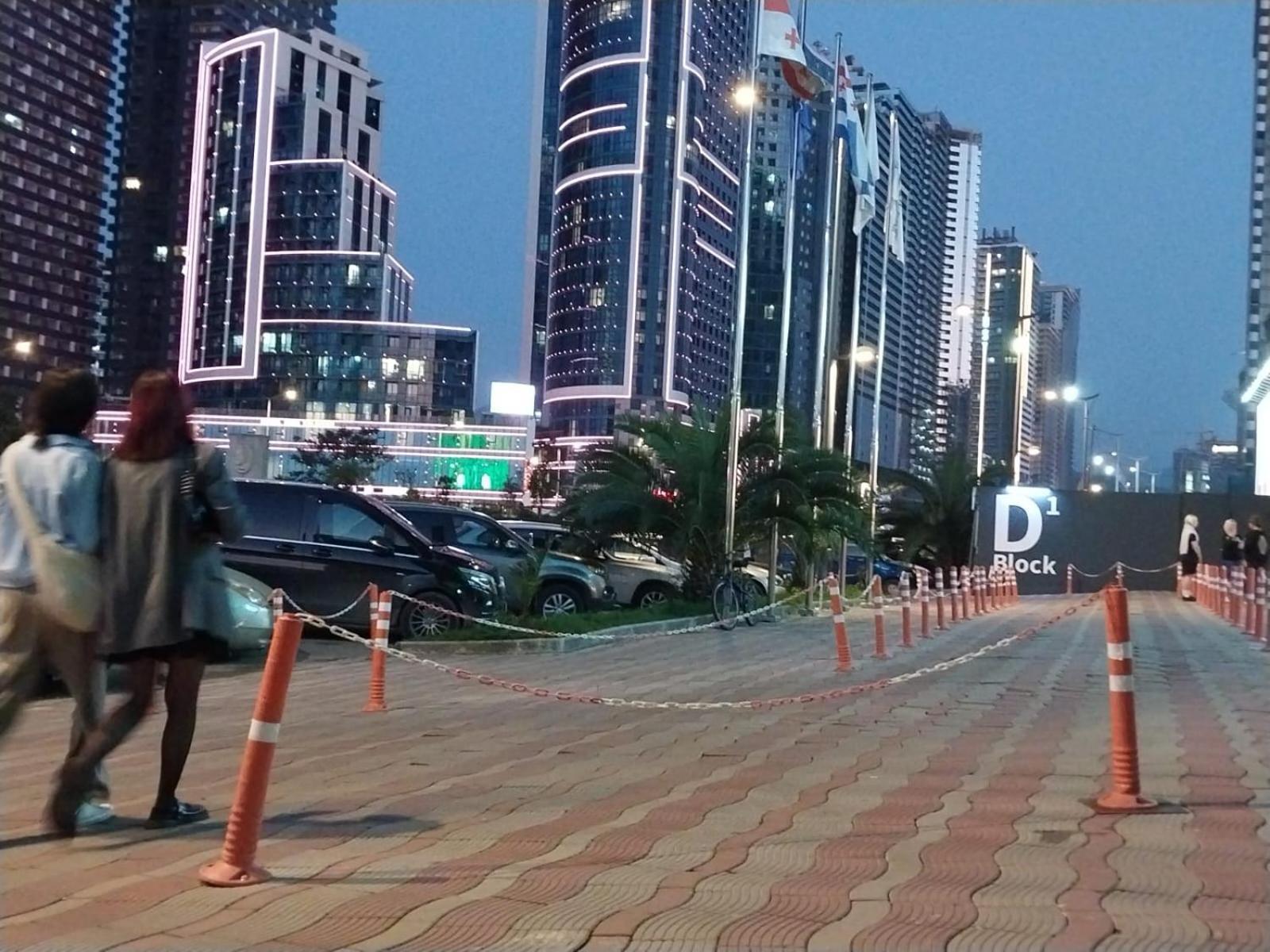 Apart-Hotel Orbi City บาทูมิ ภายนอก รูปภาพ