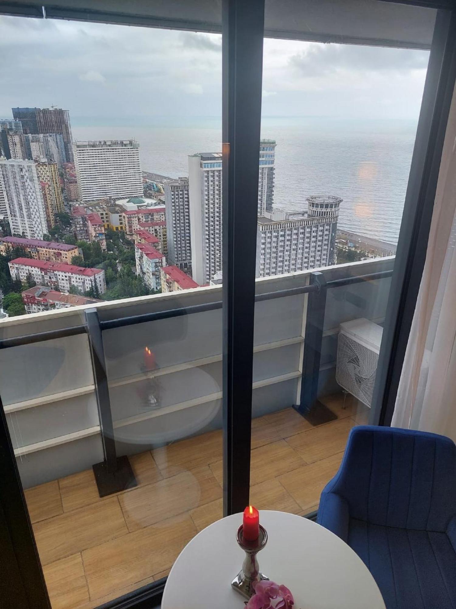 Apart-Hotel Orbi City บาทูมิ ภายนอก รูปภาพ