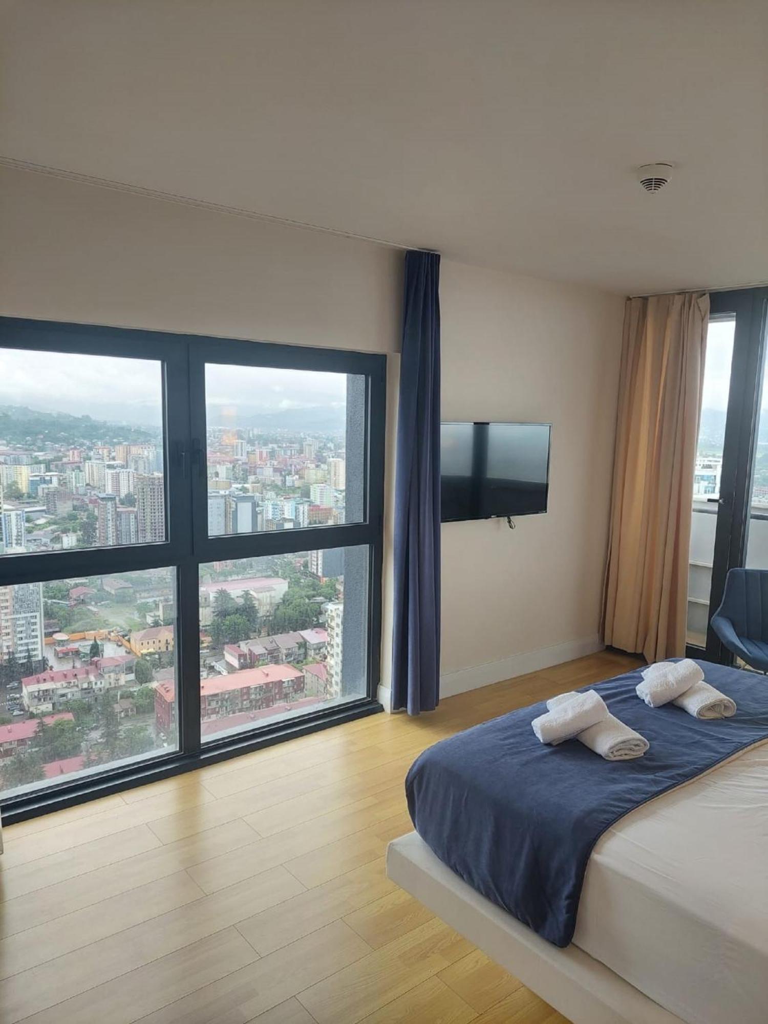 Apart-Hotel Orbi City บาทูมิ ภายนอก รูปภาพ