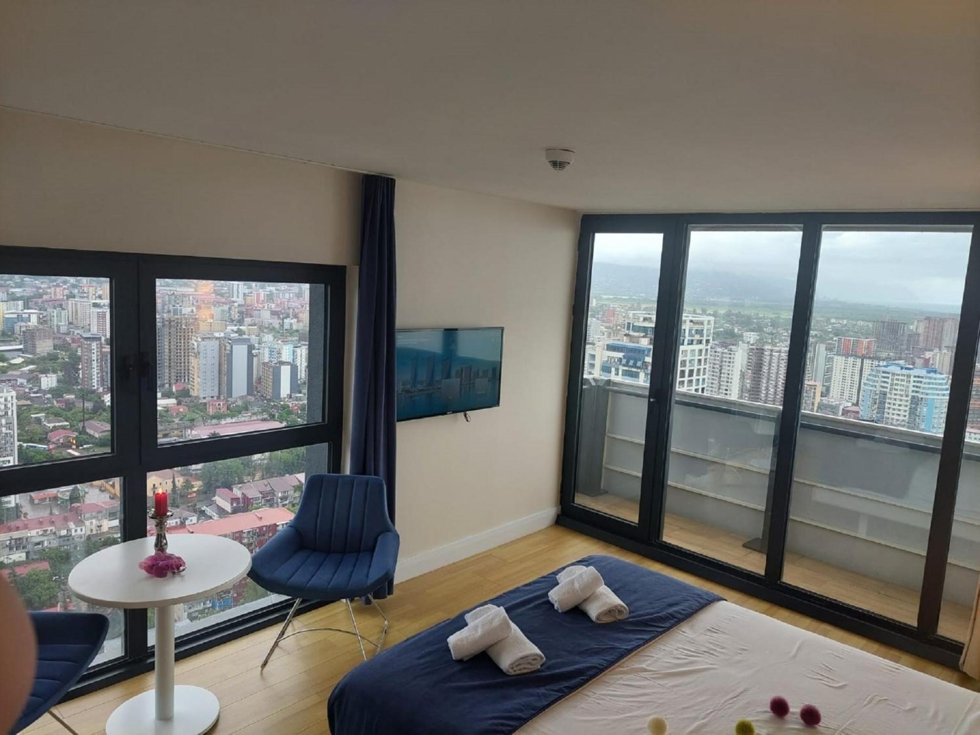 Apart-Hotel Orbi City บาทูมิ ภายนอก รูปภาพ