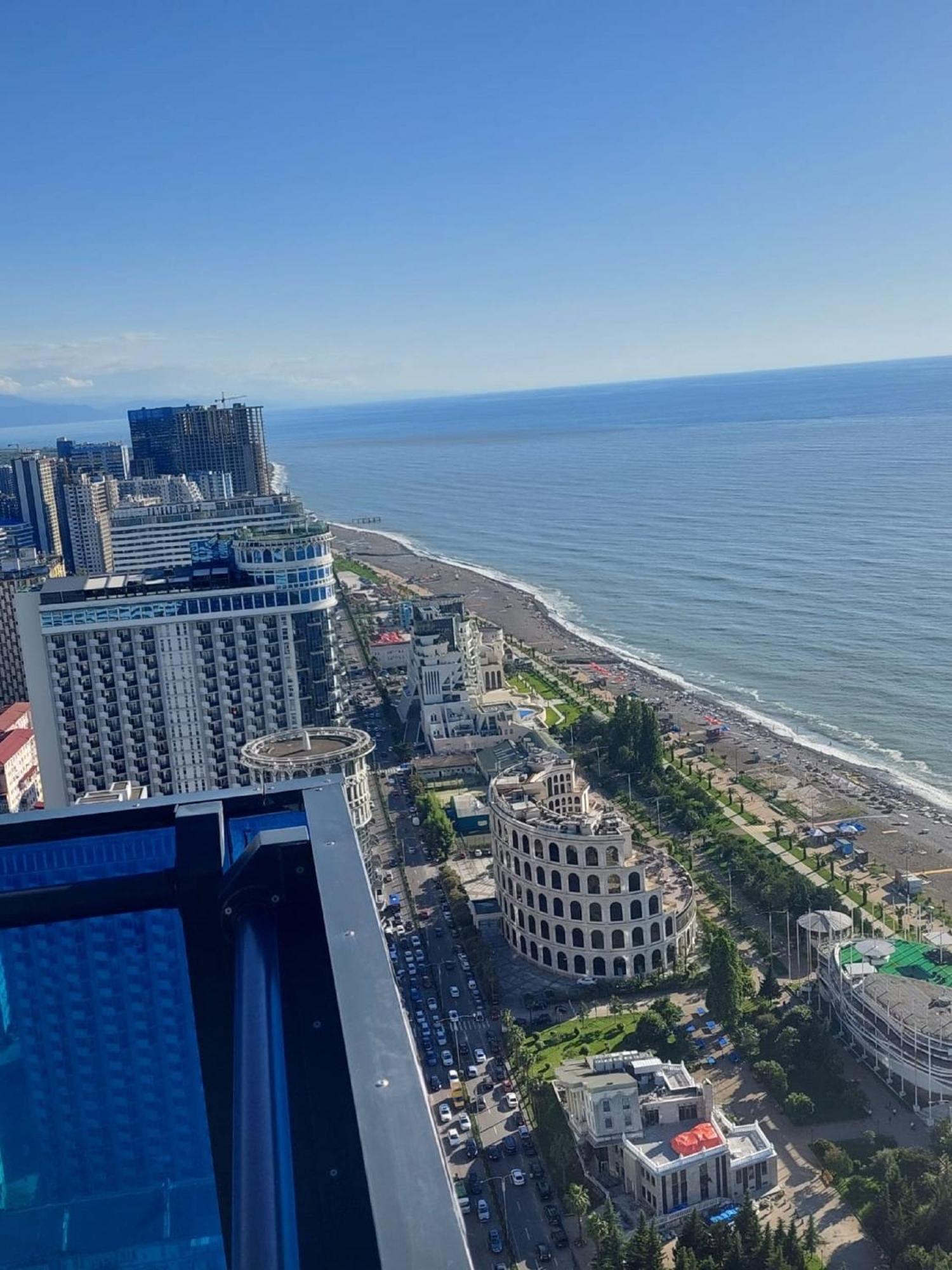 Apart-Hotel Orbi City บาทูมิ ภายนอก รูปภาพ