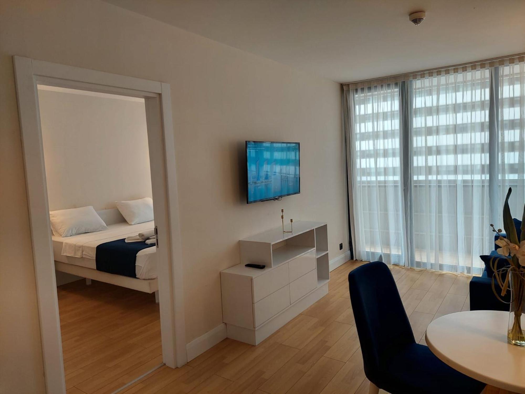 Apart-Hotel Orbi City บาทูมิ ภายนอก รูปภาพ