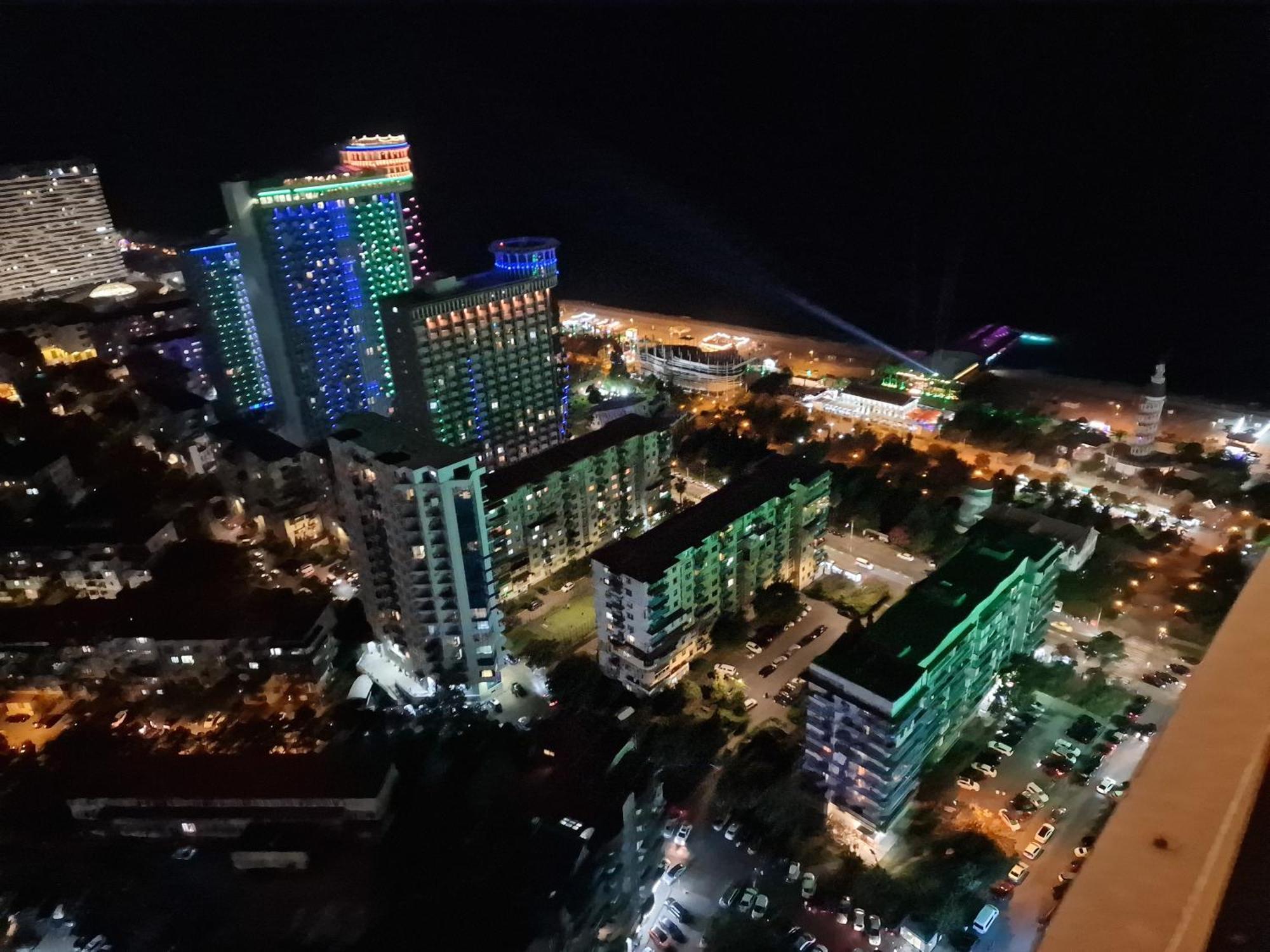 Apart-Hotel Orbi City บาทูมิ ภายนอก รูปภาพ